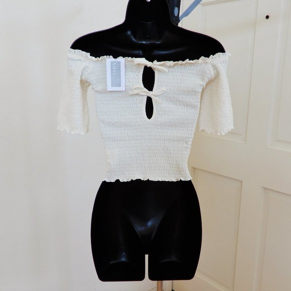 Fifth & Mode - Eva Smocked Top in Ivory - NWT - Picture 6 of 8